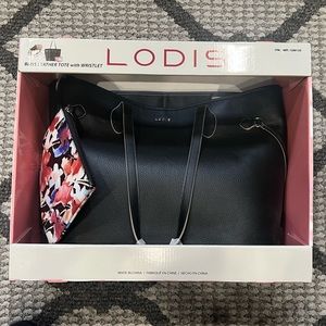 New Lodis Leather Tote with Wristlet black